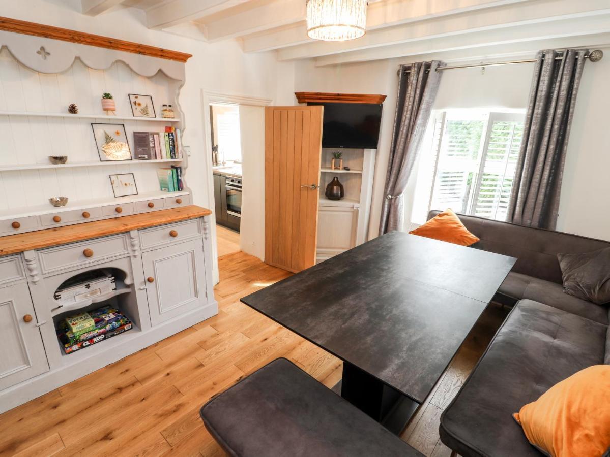 Trefriw Glan Y Ddolヴィラ エクステリア 写真